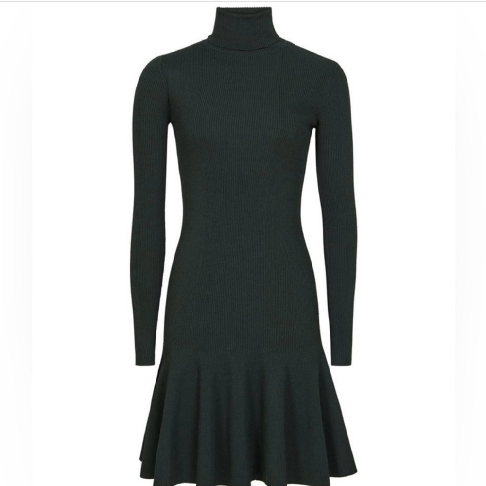 Elegant Black Long Sleeve Dress